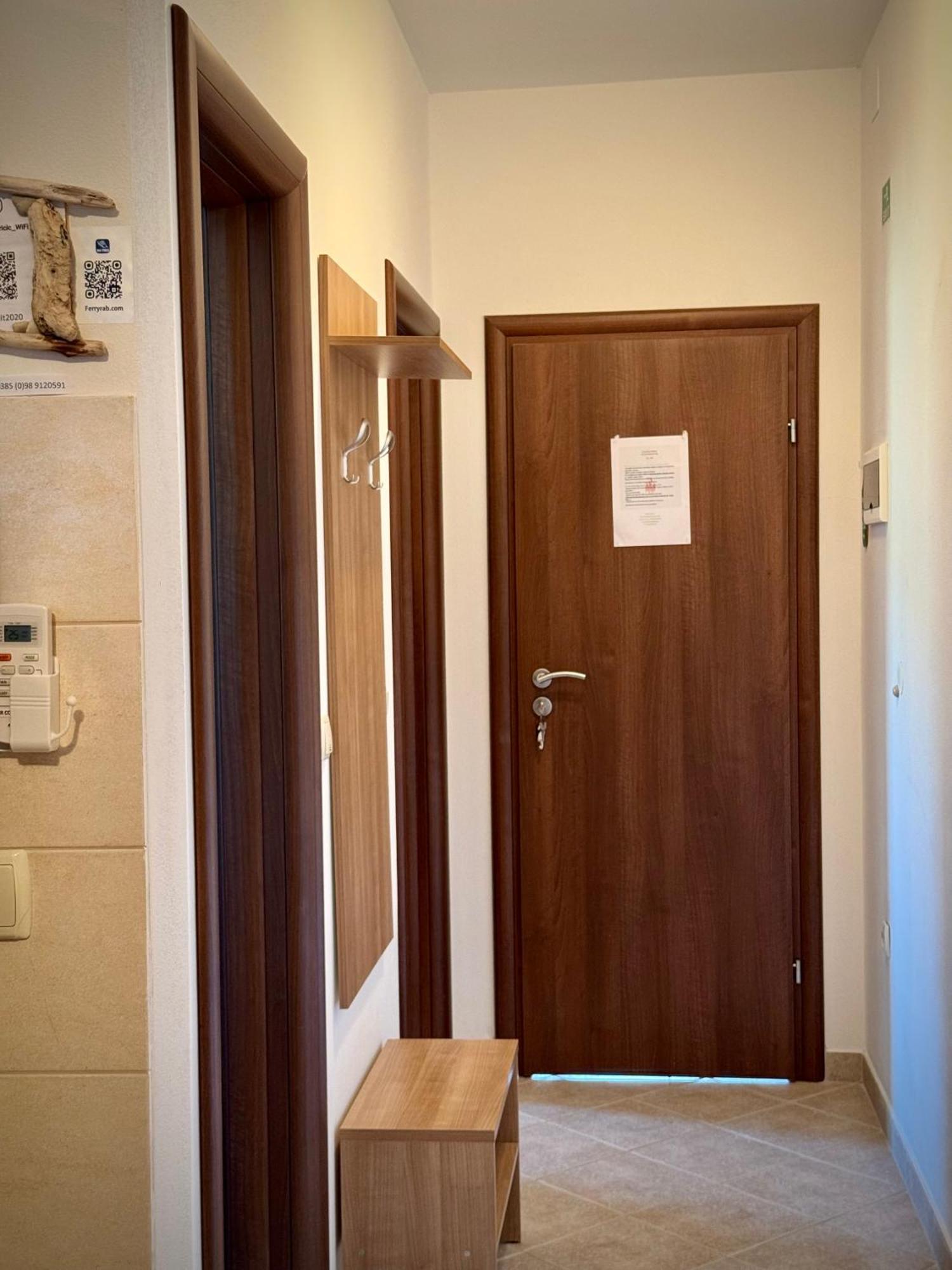 Apartments Maricic Rab Island Palit المظهر الخارجي الصورة